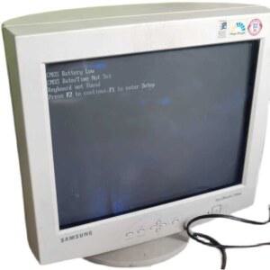 구형 CRT 모니터 빈티지 색상 구식 디스플레이 티비 옛날 고중량 엔틱 데스크탑