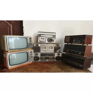 빈티지 미니TV 앤틱 골동품 레트로 카페 옛날 휴대용 아날로그 전시 브라운관TV