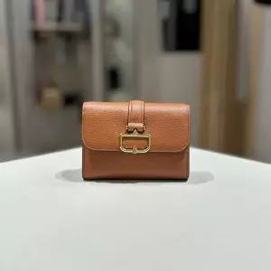 [닥스](강남점)DCWA4F551W2 브라운 D버클 장식 반지갑