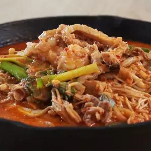 [작심밀도]한우곱창전골 1.2kg x 2팩 / 파채소스 증정