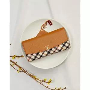 [롯데백화점]닥스 액세서리 [쇼핑백동봉] 브라운 체크배색 DD로고 3단 장지갑 DCWA5E421