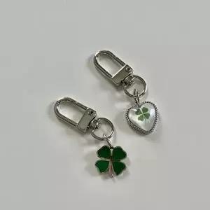 고품질 네잎클로버 클로버 가방걸이 가방꾸미기 핸드폰줄 포 가방꾸미기 소품샵 (WFHQMBO)