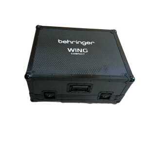 베링거 윙 컴팩트 믹서 하드케이스 음향박스 캐비닛