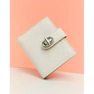 [롯데백화점]질스튜어트 [선물포장+쇼핑백][지폐수납가능] 아이보리가죽 베루형지갑 JAWA5F014IV