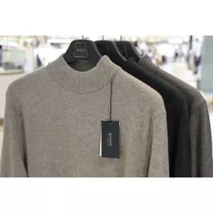 [바쏘](의정부점)24 FW 고급 캐시미어 블랜딩 하프 터틀넥 (반목폴라) 니트 3종 [ 베이지,다크그린,모카...