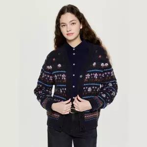 [롯데백화점]헤지스레이디스 알파카 블렌디드 플라워 패턴 가디건 HSSW5D005