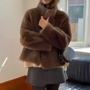 [코코블랑] 에비뉴 소프트 퍼 자켓