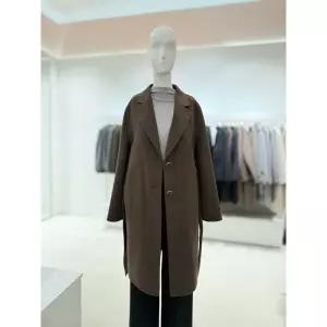 [롯데백화점]SOUP 싱글 투버튼 벨티드 하프코트  SBAHC90T