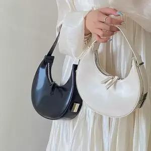 하프라인호보백 여성데일리 패션 여행 여성 섟 토트백 스몰 패션잡화 패딩 천 가 소가 쇼퍼백 best