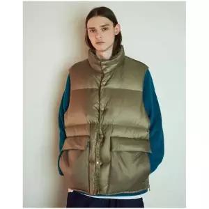 [헤지스] HAZZYS HIS 남성 베이지 로키밸리 덕다운 베스트 HZJU3F804I3