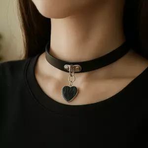 하트 블랙 초커 목걸이