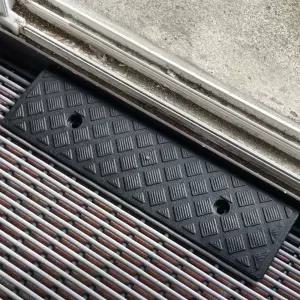 휠체어 문턱 경사로 발판 3cm 휠체어경사로 경사발판 차량진입판