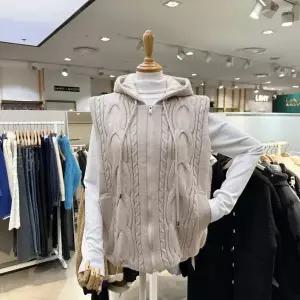 [에잇컨셉]꽈배기 후드 패딩조끼 C25L3FPD028_s