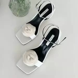 [하프클럽/]웨딩 슈즈 여성 여름 구두 토오픈 플라워 샌들 힐