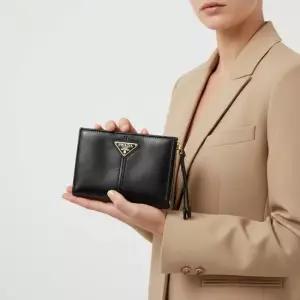 PRADA 25FW 스몰 가죽 지갑  1ML050 2CYR F0002) - B