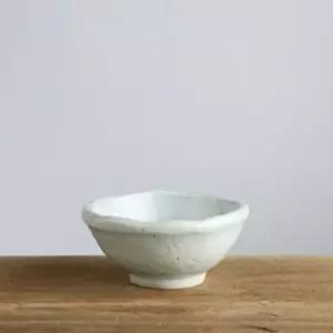[조르지오]이천도자기 GU82YT95 판주물럭 돌공기 13.5cm 도자기 그릇
