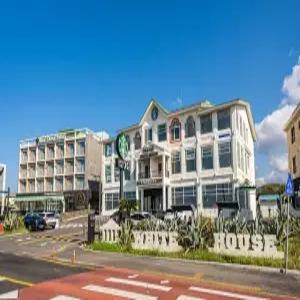 [제주 모텔] 제주(용담) 화이트하우스 (제주공항 서부(용담,도두,연동,노형동))