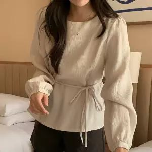 [코코블랑] [코코메이드]앰버 리보닝 퍼프 블라우스