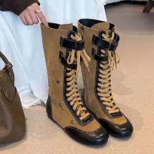 여성 트렌디 아이템 신발 워커힐 레이스업 가을 겨울 스트라이프 배색 워커부츠 HT4