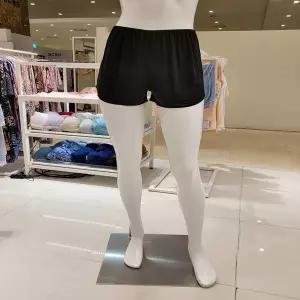 [비비안]블랙 정전기방지 실키촉감 수입 베가스무스 3부 실크속바지 약37cm (HS5546)