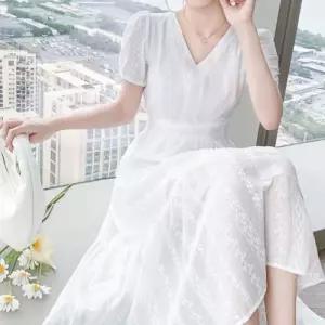 여자 러블리 소매 펀칭 플레어 화이트 롱원피스