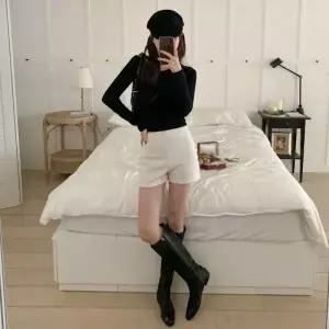 [다잇템] 여성 보온 하이웨이스트 폭신 숏팬츠