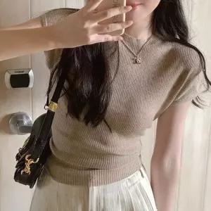 여성 여름 골지 니트 반팔 뒤 뒷 트임 티 셔츠 베이지썸머 여자 패션 예쁜