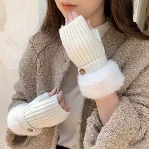 여성 겨울 패션 아이템 빅 퍼 포인트 니트 하프 워머 장갑팔목토시 방한용품 암워머 핸드털 손토시 손등 사