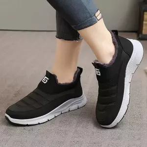 여성 2컬러 데일리 슬립온 방한 기모 패딩 부츠털운동화 스니커즈 겨울화 퍼스니커즈 여자 패션 퍼화