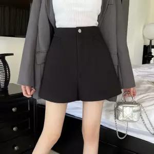 하이웨스트 A라인 반바지 블랙 숏팬츠 여성 오피스룩여자 여름 데일리 편한 하이 3부