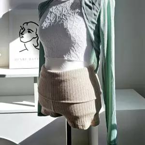 러벨 성인발레복 무용 워머 슈러그 볼레로 가디건 티셔츠 커버업 암니트팬츠 핫팬츠 속바지 발레 힙워머 겨