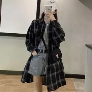 체크무늬 롱셔츠 캐주얼 카라 남방 루즈핏2컬러처크셔츠 루즈 오버 빈티지 긴팔 자켓 셔켓 여성