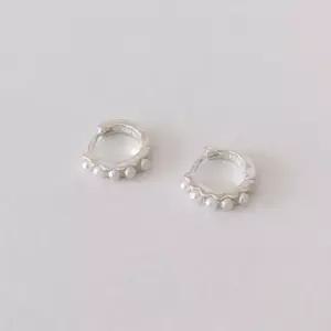 (silver925) milky onetouch earring WEC100F