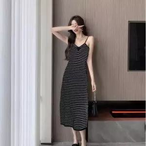 여성 브이넥 신혼여행 잔스트라이프 여름 끈나시 스트라이프 휴양지룩 원피스