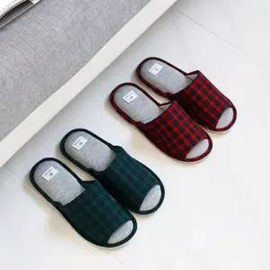 [텐바이텐]유럽 체크 패브릭 슬리퍼-2color