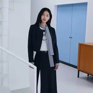 소재 믹스 포인트 라운드넥 크롭 자켓 ER1WJ260