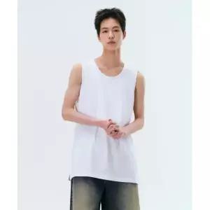 무신사 스탠다드 레이어드 스쿱 넥 슬리브리스 탑 [화이트] MMETE6Z03-WH 338763