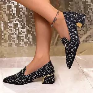 힐 하이 여성 슈즈 스틸레토 단화 가을 겨울 빅사이즈 큐빅 펌프스 화 admr4