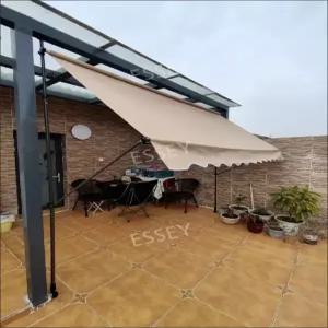 고정형 캐노피 처마 차양막 전동 간이 야외 접이식 테라스 천막 어닝 자외선 빗물막이 차단 수동