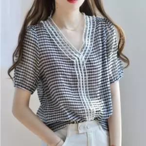 예쁜 깅엄체크 브이넥 블라우스 반팔 여름 시원한 패턴 시스루셔링 직장인 고급 여성 데일리