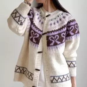 [하프클럽/]여성 단추 라운드 하트리본 가디건