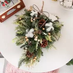 [텐바이텐]크리스마스 벽장식 트리 LED 토스카나 60cm 벽걸이 소품 데코