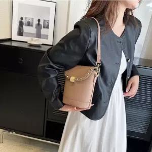 크로스가방 에코백 패션가방 대학생 여행용 바구니 (WFJ4MDP)