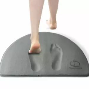 욕실 발판 푹신한 반달형 소형 욕실매트 화장실 발매트 회색 (WFJ5DED)