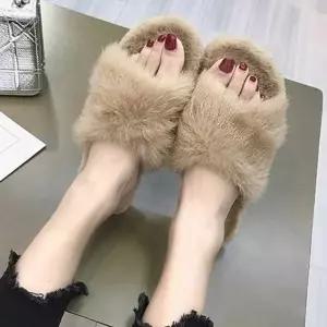 [하프클럽/]여자 겨울 윈터 슬리퍼 퍼 따뜻 선물 편한 엄마 신발