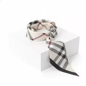 [버버리]25FW Skinny Check Silk Scarf 8095831 스키니 체크 실크 스카프 816875