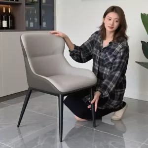 식탁 의자 등받이 키 높은 테이블 주방 책상 체어 쿠션 인테리어 편한