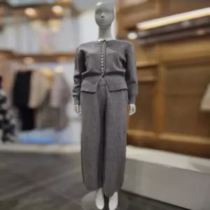 [플라스틱아일랜드] 플라스틱아일랜드 라운드자개단추니트셋업 PR7XD3W0