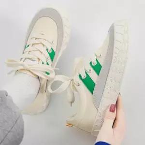 데일리 스니커즈 운동화 캔버스 키높이 캐주얼슈즈 WEC9055