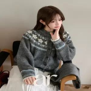 플라워 코위찬 패턴 울 니트 가디건 겨울가디건 데일리룩 데이트룩 연말룩 겨울니트 cd3457